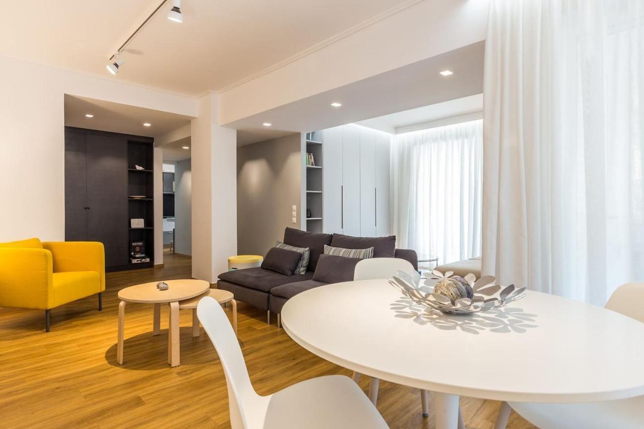 Elegant Apartment W Great Balcony In Vouliagmeni Athens Exterior photo